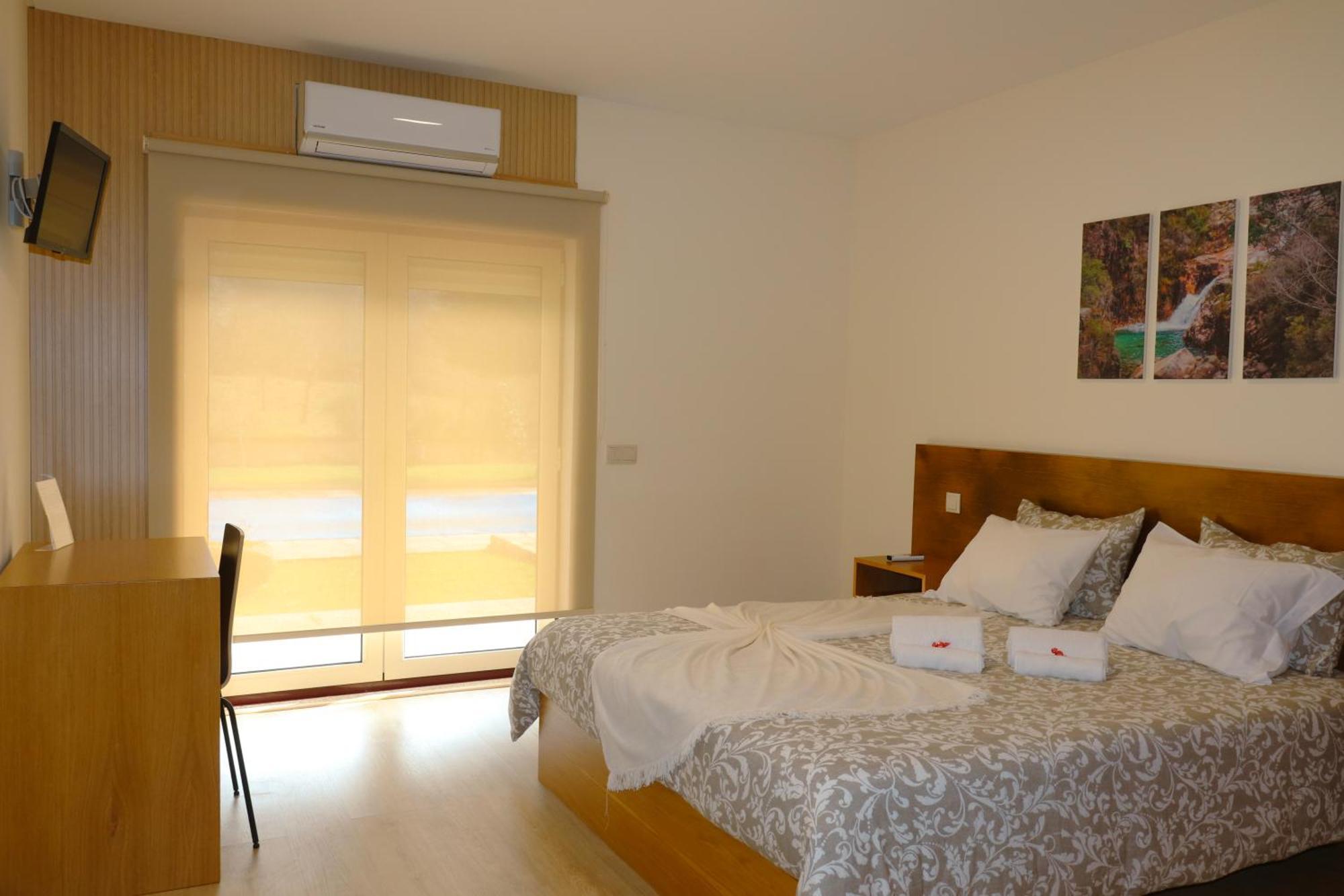 Outeiro Do Moinho Bed & Breakfast Campo do Geres Dış mekan fotoğraf